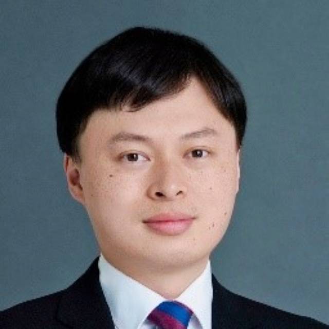 Photo - Dennis Wong (chopped)